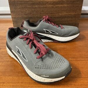 Altra Women Paradigm 4.5 Gray Mesh Running Shoe ALW1948G220 Size 9